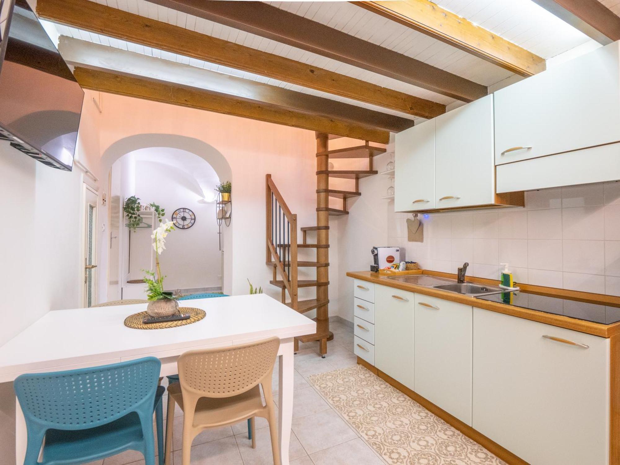Casa Iryna Apartment Пиетра Лигуре Екстериор снимка