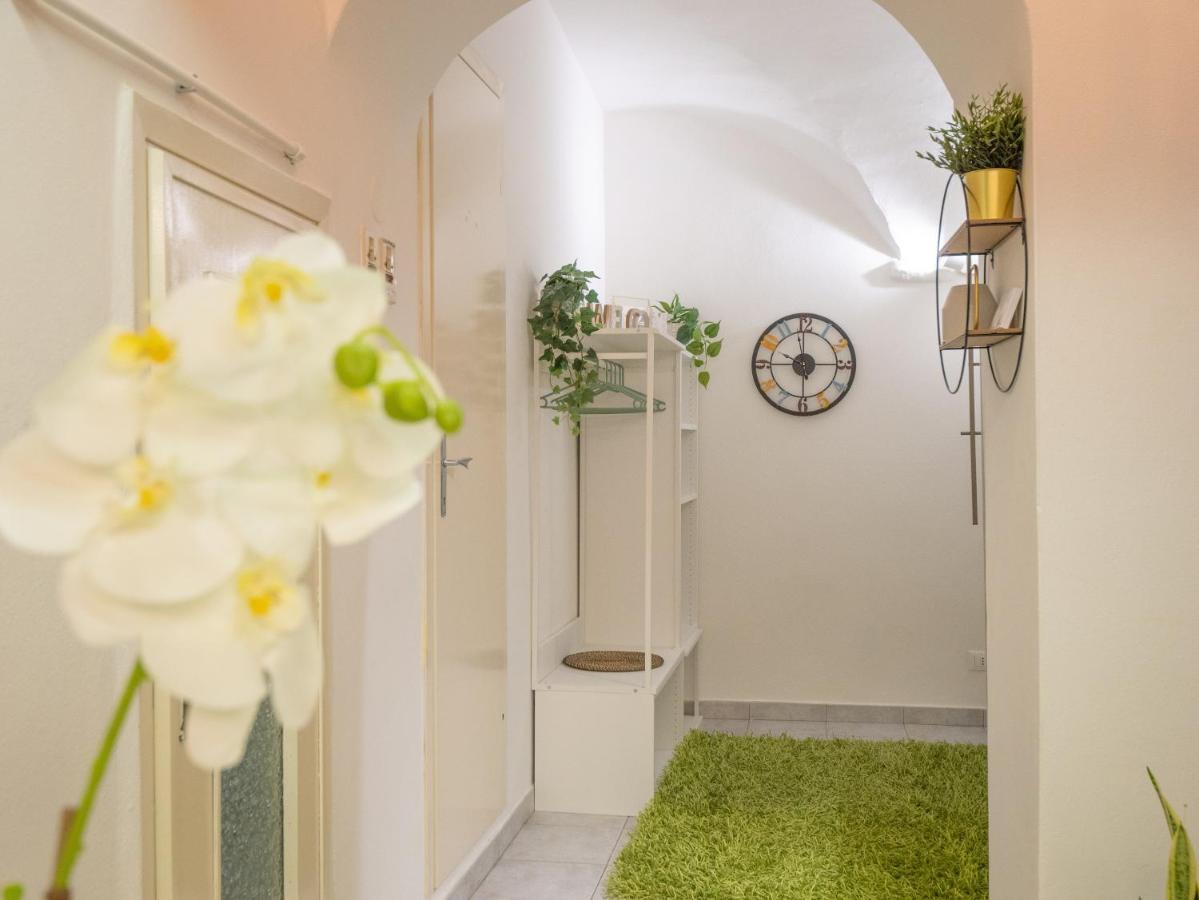 Casa Iryna Apartment Пиетра Лигуре Екстериор снимка